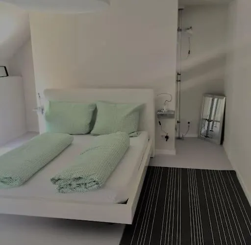 Wohnen Direkt Am Moselstrand ברנקסטל - קיס